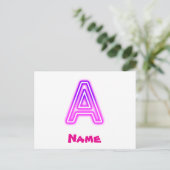 Carte Postale Lettre néon A Monogramme Violet Rose Clair Initial (Debout devant)