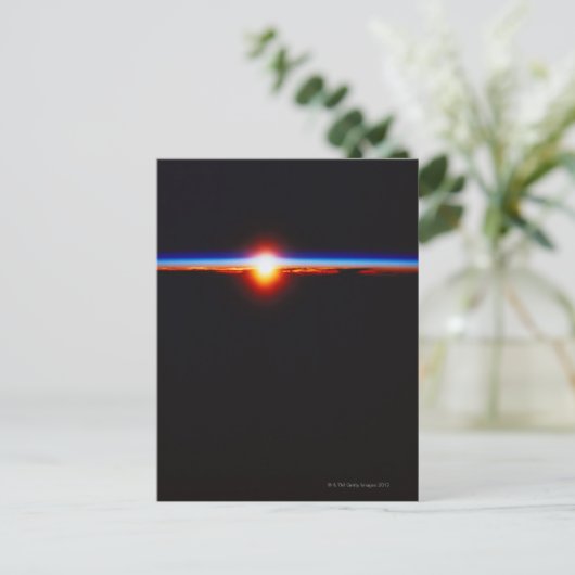 Carte Postale Lever de soleil de l'espace 3 (Debout devant)