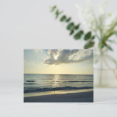 Carte Postale Lever de soleil sur la côte tranquille (Debout devant)