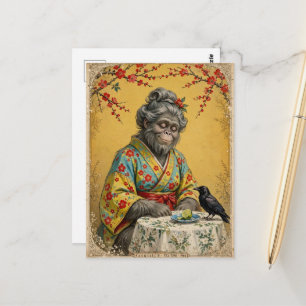 Carte Postale L'heure du thé de Sasquatch avec une corneille