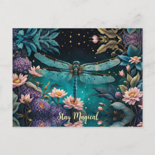 Carte Postale Libellule dans un jardin fleuri la nuit