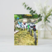 Carte Postale Ligne de vélos dans le parc (Debout devant)