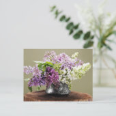 Carte Postale lilas (Debout devant)