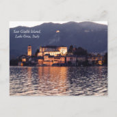 Carte Postale L'île de San Giulio, Lac d'Orta, Italie, au crépus