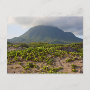 Carte Postale L'île volcanique des Caraïbes pic de la plage