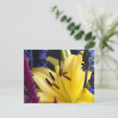 Carte postale Lily Flower Arrangement (Debout devant)