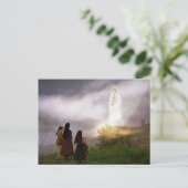Carte Postale L'image dévotionnelle de l'Apparition Fatima (Debout devant)
