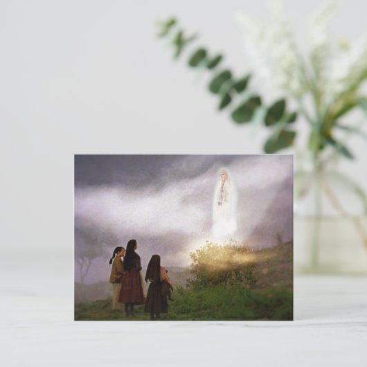 Carte Postale L'image dévotionnelle de l'Apparition Fatima (Debout devant)