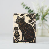 Carte Postale Linocut d'un chat noir parmi les fleurs (Debout devant)