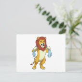Carte Postale Lion avec serviette pour douche (Debout devant)
