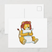 Carte Postale Lion endormi avec un oreiller (Devant / Derrière)