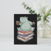 Carte Postale Livre Lecture Thé Café Kawaii Bookworm Hippo (Debout devant)