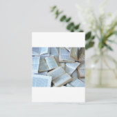 Carte Postale Livres (Debout devant)