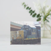 Carte Postale Locomotive garée (Debout devant)