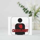 CARTE POSTALE LOGO DE CARDIOLOGUE (Debout devant)