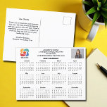 Carte Postale Logo d'entreprise personnalisé Calendrier d'entrep<br><div class="desc">Ce calendrier de carte postale d'affaires moderne est fait sur mesure avec le nom de votre entreprise professionnelle sous le nom de l'agent dans la typographie chic. Ces cartes postales minimalistes en noir et blanc présentent votre logo d'un côté et une photo personnalisée de l'autre. Outils de marketing contemporain pour...</div>