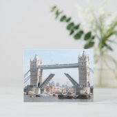 Carte Postale London Bridge (Debout devant)