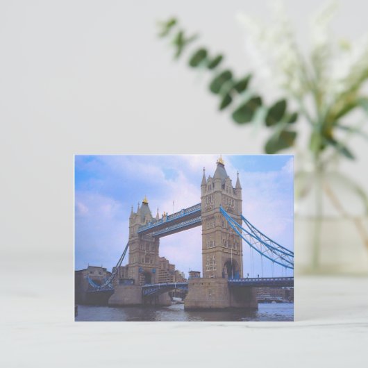 Carte Postale Londres, Tower Bridge et la Tamise (Debout devant)