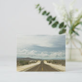 Carte Postale Longue Route Droite À Travers Le Paysage Mexicain  (Debout devant)