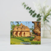 Carte Postale Lotus Mahal, Vijayanagara, Inde (Debout devant)