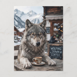Carte Postale Loup portant des lunettes buvant du café dans une