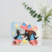 Carte Postale L'ours patriote célèbre le 4 juillet (Debout devant)