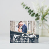 CARTE POSTALE LOVE ET MERCI TYPOGRAPHIE MERCI POSTCARD (Debout devant)