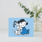 Carte Postale Lucy Hugging Snoopy (Debout devant)