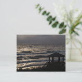 Carte Postale Lune Lit Waves OBX (Debout devant)