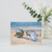 Carte Postale lunettes de soleil de voyage tropical réflexion (Debout devant)