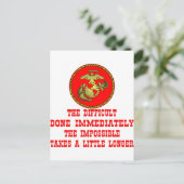 Carte Postale L'USMC, La Difficulté À Réaliser Immédiatement L'I (Debout devant)