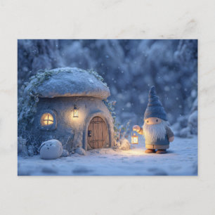 Carte Postale Lutin avec une lanterne à l'extérieur d'une hutte