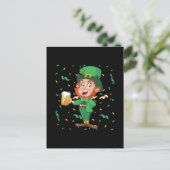 Carte Postale Lutin buvant de la bière à la Saint-Patrick (Debout devant)