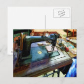 Carte Postale Machine à coudre avec ciseaux (Devant / Derrière)