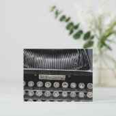 Carte Postale Machine à écrire 2 (Debout devant)