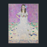 Carte Postale Mada Primavesi par Gustav Klimt<br><div class="desc">Portrait célèbre de Mada Primavesi par Gustav Klimt. Ce tableau présente une fille en robe blanche avec des fleurs devant un arrière - plan violet. De belles couleurs sur cette oeuvre d'art.</div>