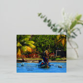 Carte postale Madagascar (Debout devant)