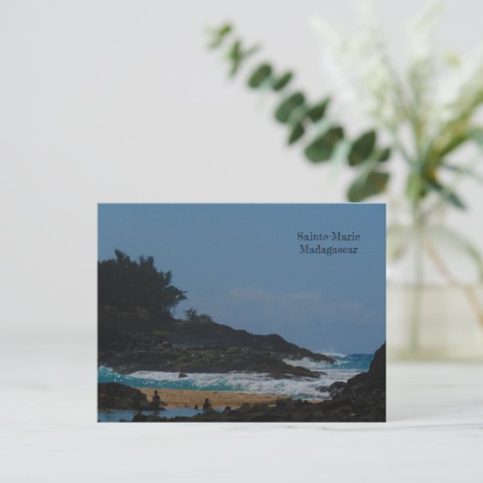 Carte postale Madagascar (Debout devant)