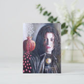 CARTE POSTALE MAGDALENE (Debout devant)