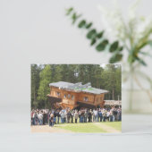 Carte Postale Maison à l'envers (Debout devant)