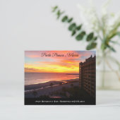 Carte Postale Maison de vacances à la plage Location à court ter (Debout devant)