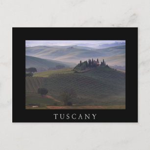 Carte Postale Maison en Toscane dans le matin brouillard noir ca