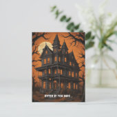 Carte Postale Maison hantée à Halloween de nuit (Debout devant)