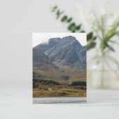 Carte Postale Maison isolée sur l'île de Skye en Ecosse (Debout devant)