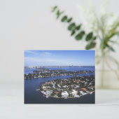 Carte Postale Maisons d'île privée de Biscayne Bay, Star (Debout devant)