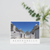 Carte Postale Maisons Trulli, Alberobello, Pouilles blanches  (Debout devant)