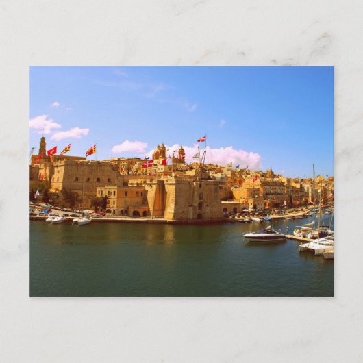 Carte Postale Malte - La Valette - Port et drapeaux multiples (Devant)