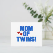 Carte Postale Maman de maillots et cadeaux Twins-Blue Text (Debout devant)