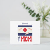 Carte Postale Maman infirmière (Debout devant)