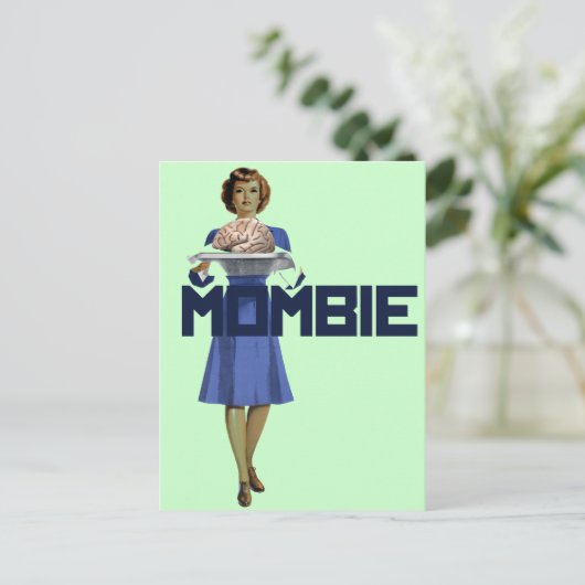 Carte Postale Maman Zombie (Debout devant)
